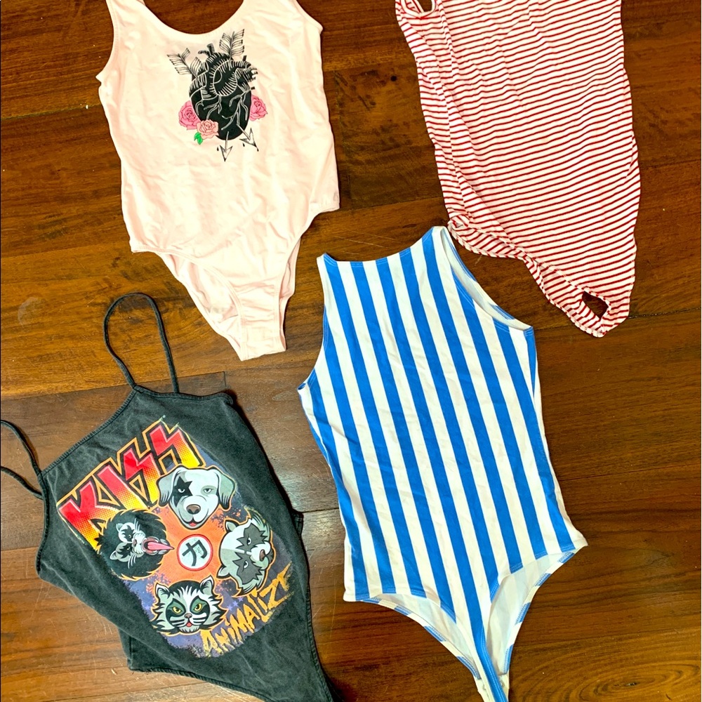 4 bodysuits Bundle size M stripes h&m Coachella